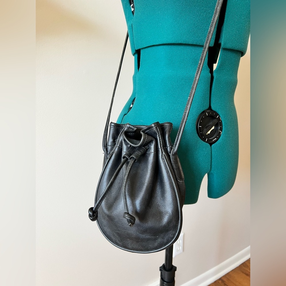 Vintage Coach Black Leather Drawstring Marble Bucket Bag Crossbody Purse - Picture 2 of 11